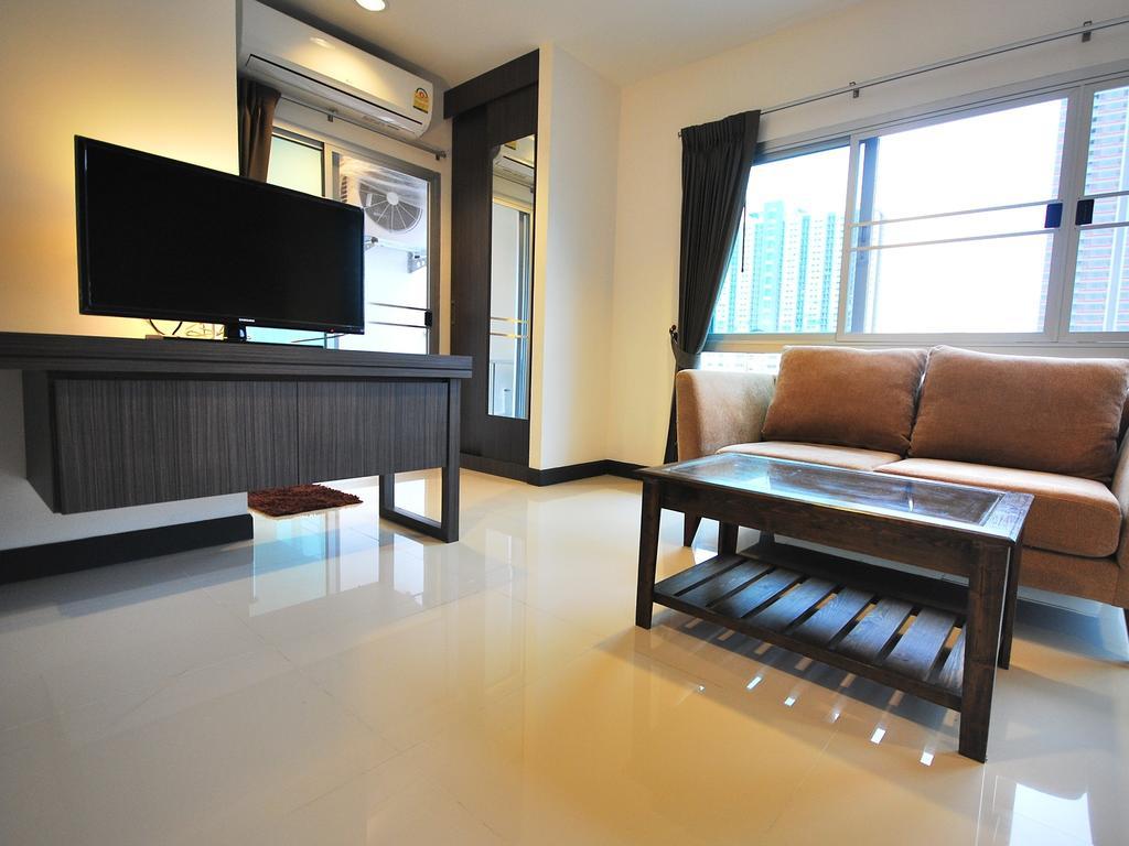 Aparthotel Baan Mina Bangkok Exterior foto